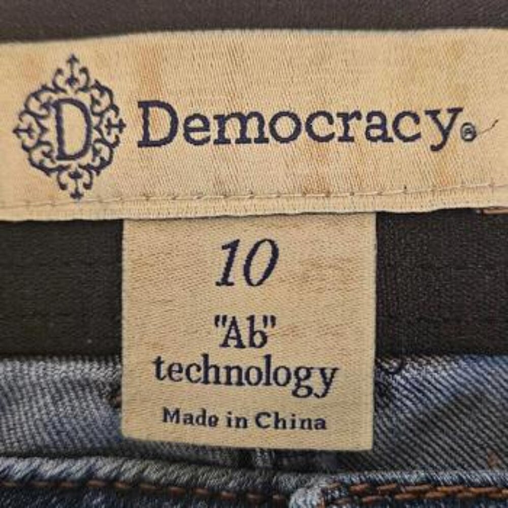 Democracy Women's Distressed Blue Skinny Jeans Size 10 - Picture 3 of 9